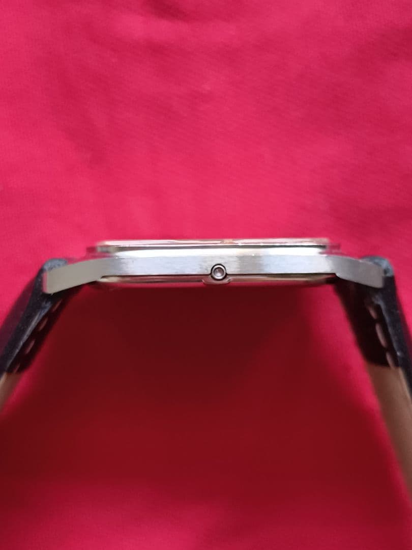 Omega Quartz Watches Q 1365 Vintage