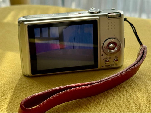 Leica Compact Digital Cameras C-Lux1