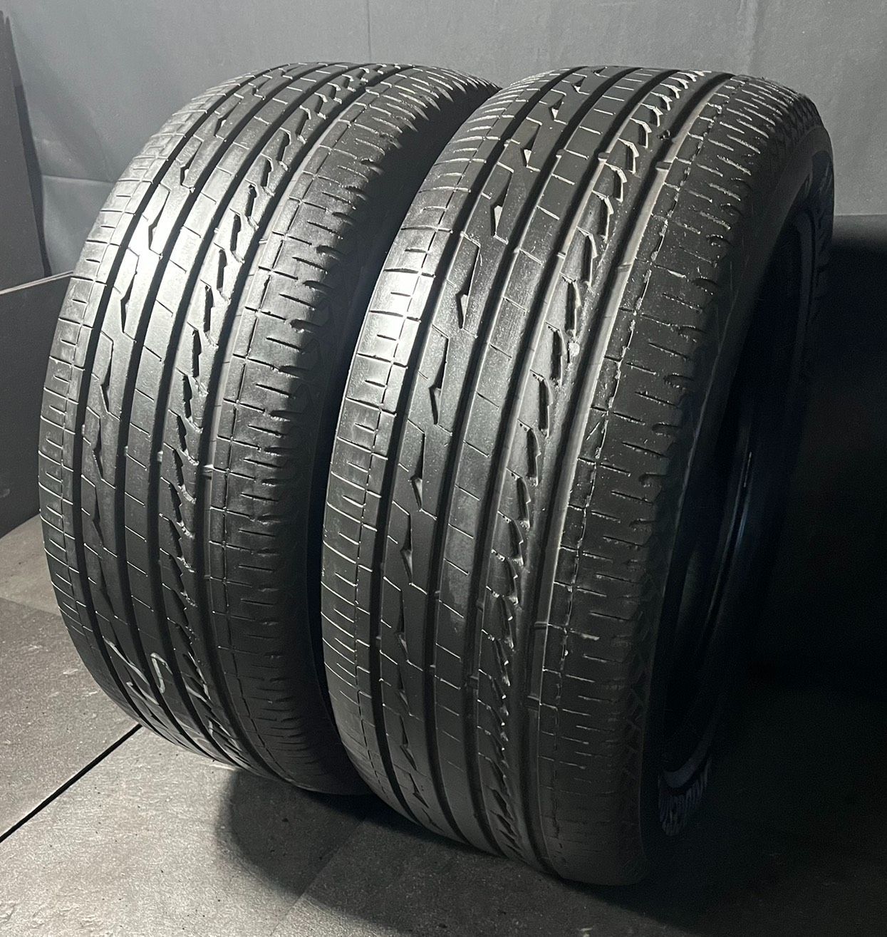 Bridgestone 18 Inches 2022/2020 6.6 8.4 Alenza Lx100 285/60R18 2 H_1696