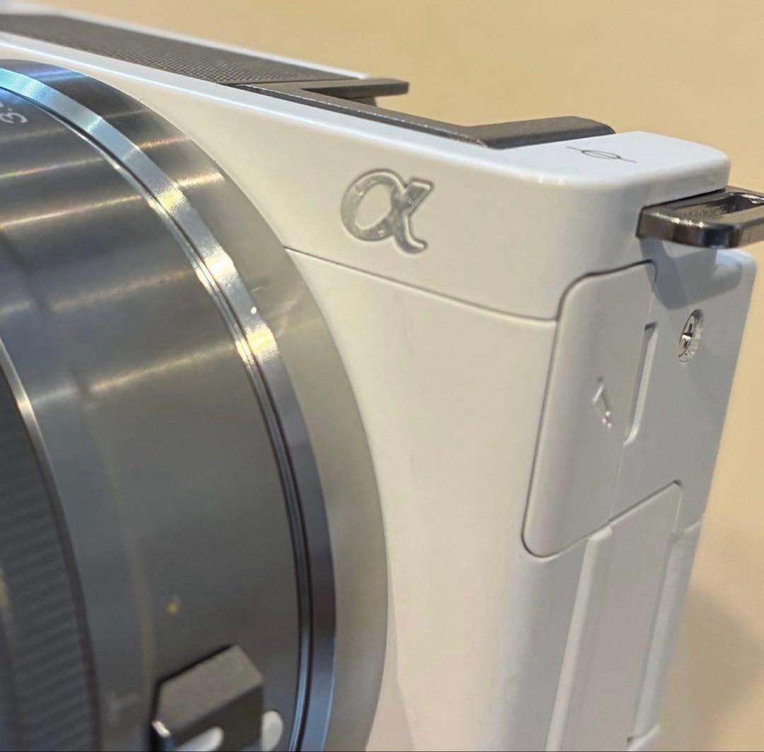 Sony Mirrorless Interchangeable Lens Cameras Vlogcam Zv-E10
