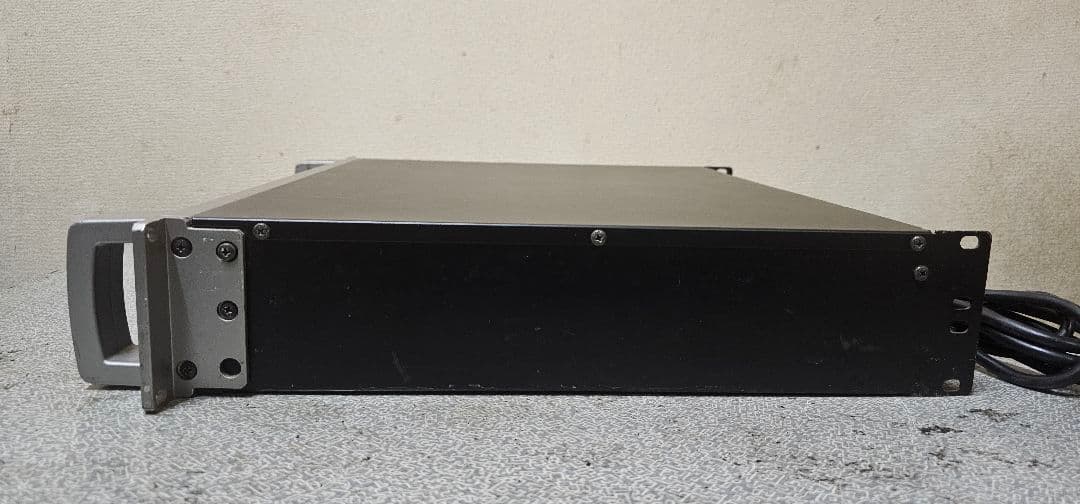 Yamaha Power Amplifiers P250S 8/8 22