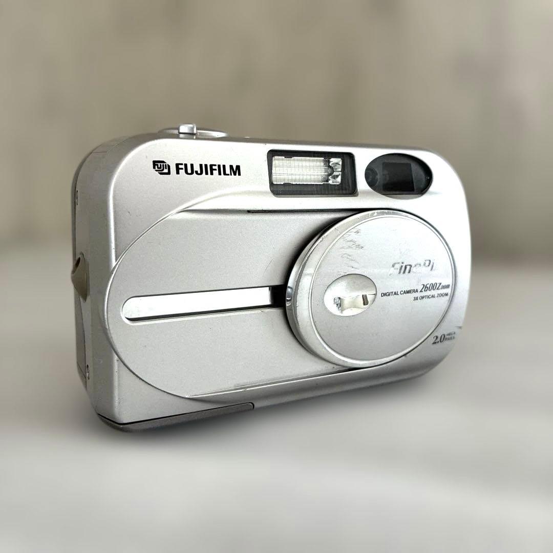 Compact Digital Cameras Fujifilm Finepix 2600Z