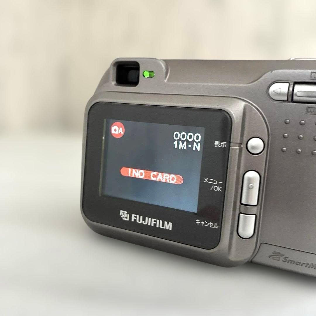Compact Digital Cameras Fujifilm Finepix 2600Z