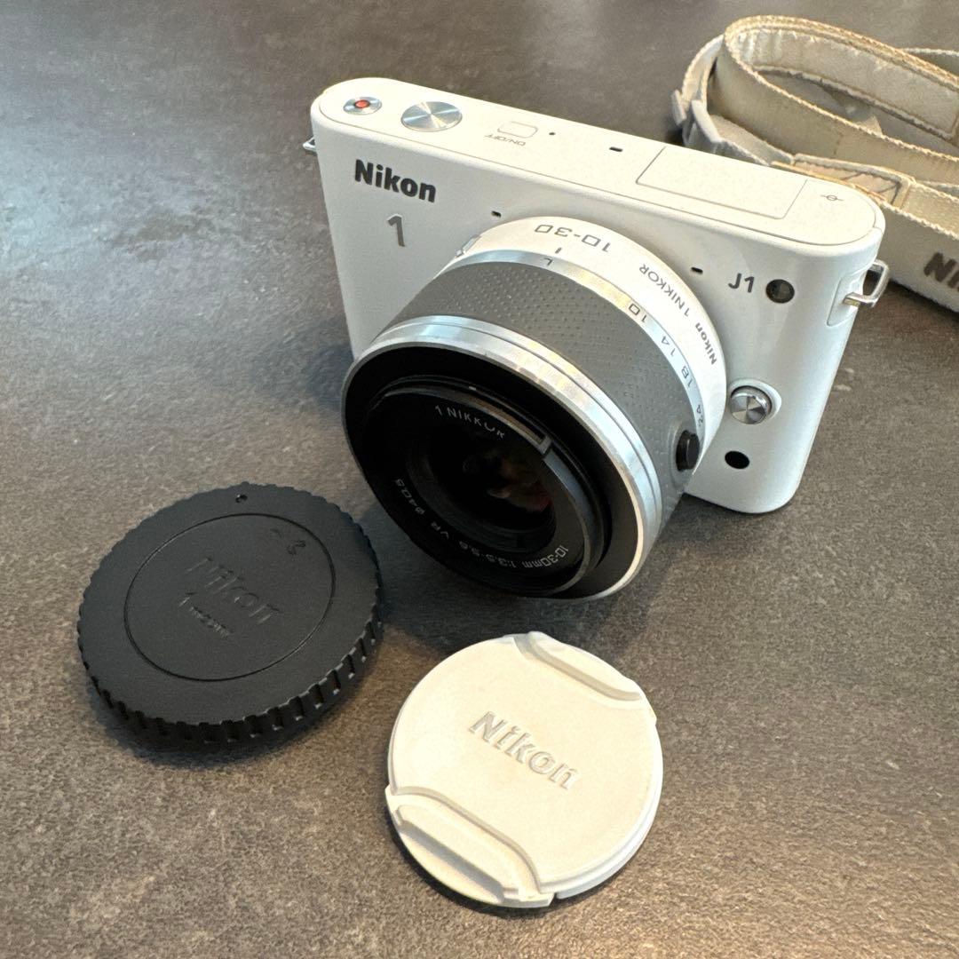Nikon Mirrorless Interchangeable Lens Cameras 1 J1