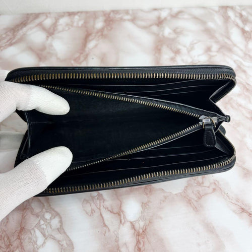 Bottega Veneta Long Wallets 100