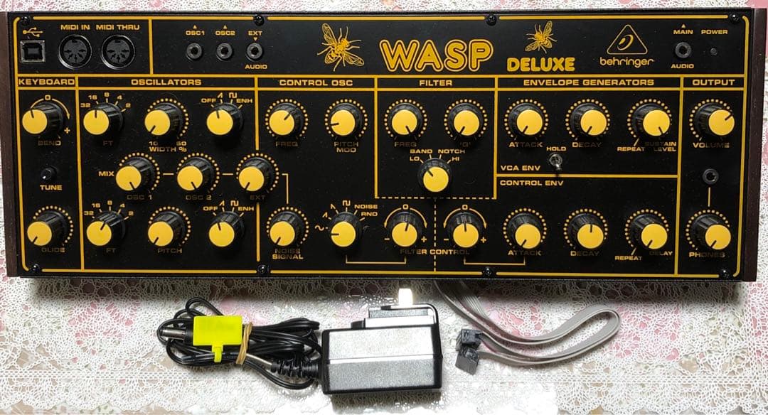 Behringer Analog Synthesizer Wasp