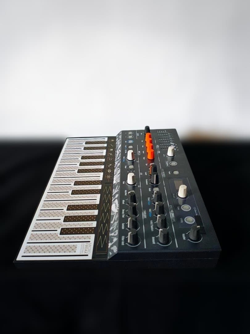 Analog Synthesizers V5 Arturia Microfreak