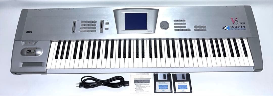 Analog Synthesizer Korg V3 Pro Trinity