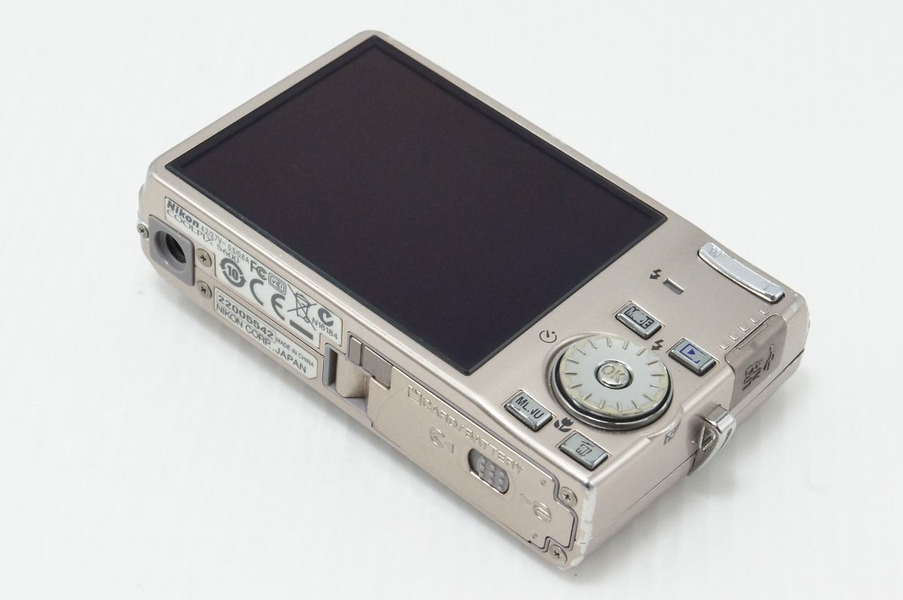 Nikon Compact Digital Camera Coolpix S600 260513H