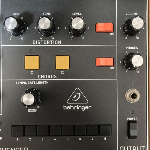 Behringer Analog Synthesizers Poly D 37