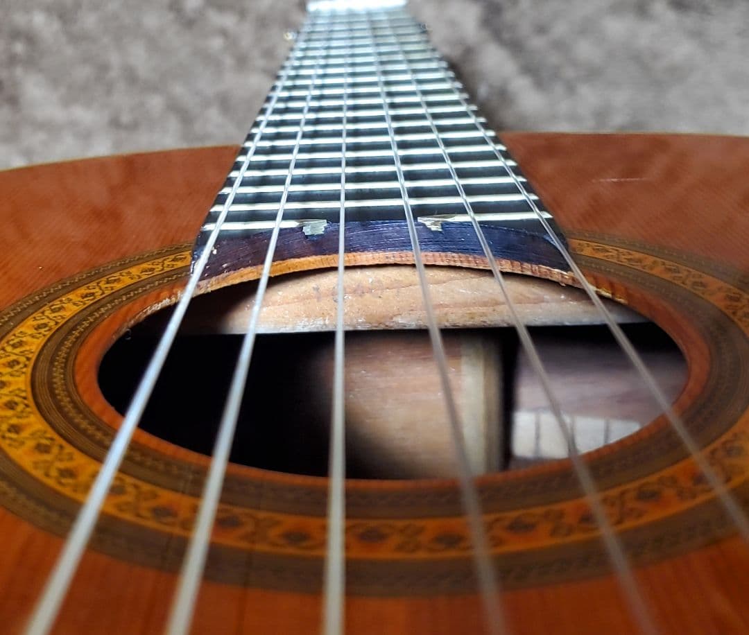 Yamaha Classical Guitars C-400