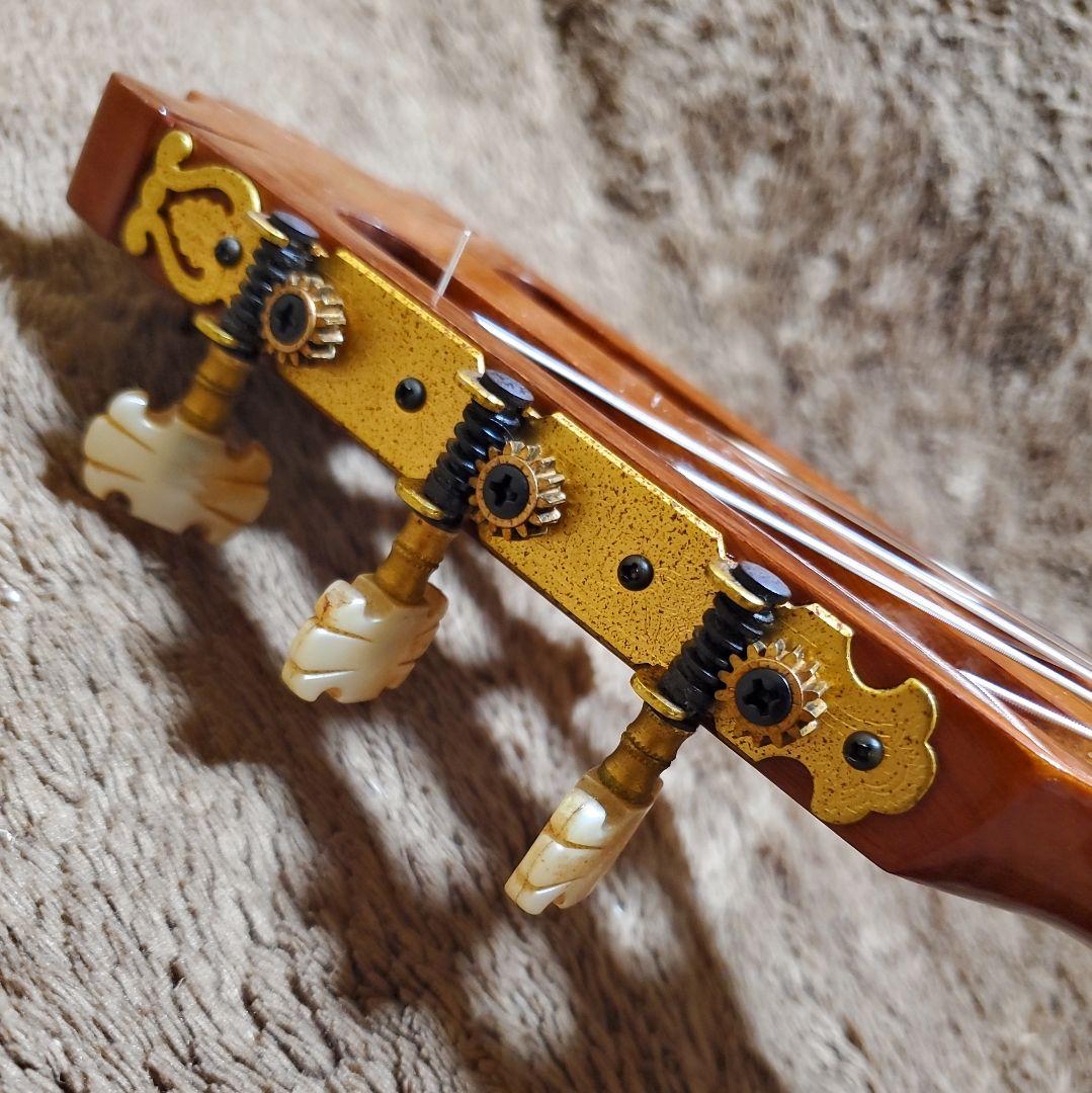 Yamaha Classical Guitars C-400