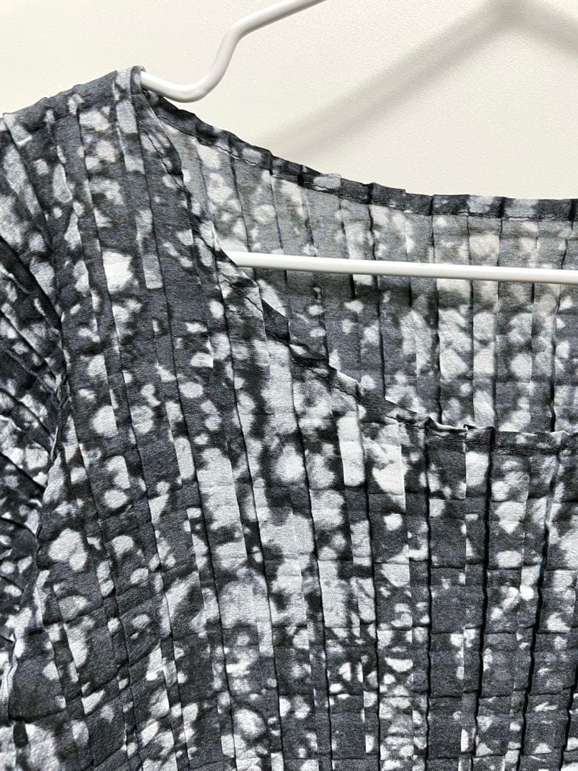 Issey Miyake Long-Sleeve