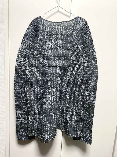 Issey Miyake Long-Sleeve