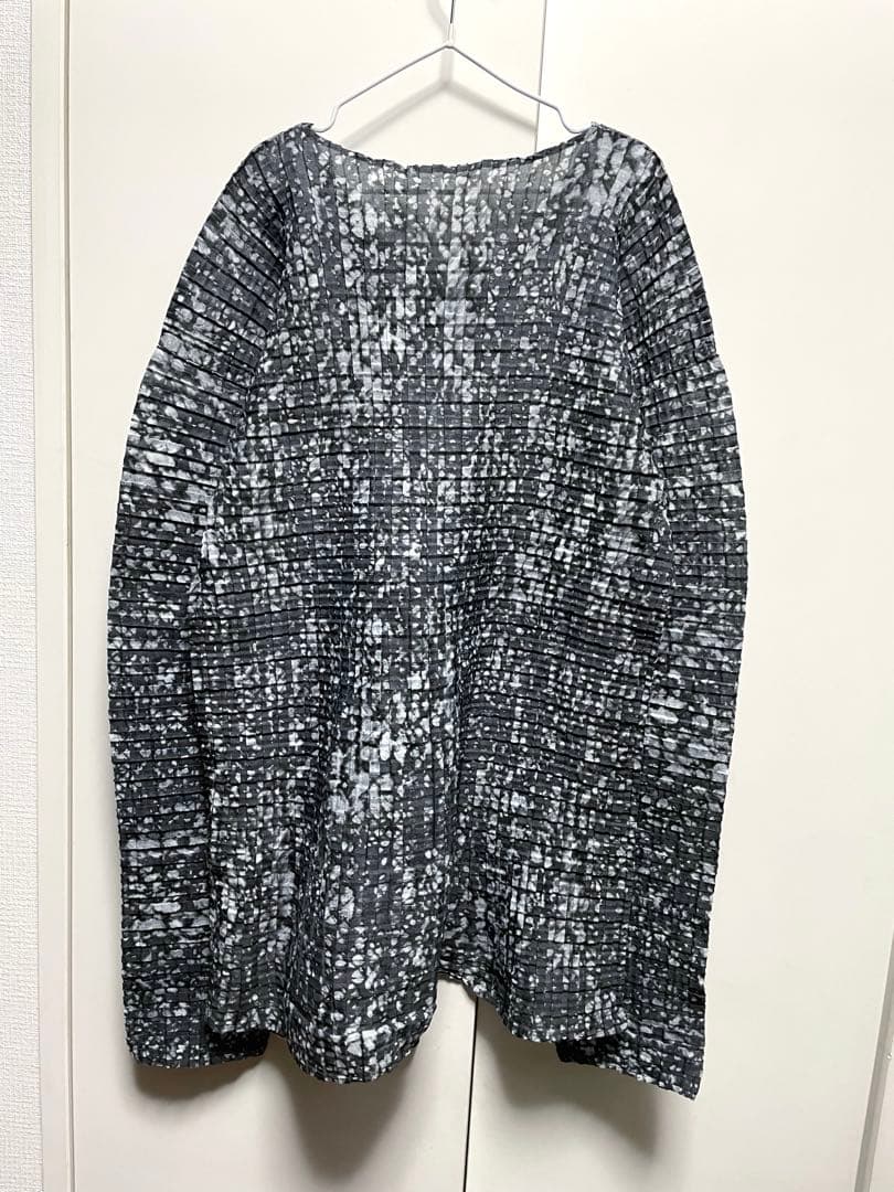 Issey Miyake Long-Sleeve