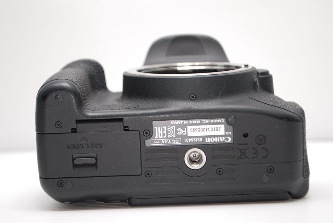 Canon Digital Slr Ok Kiss X7I