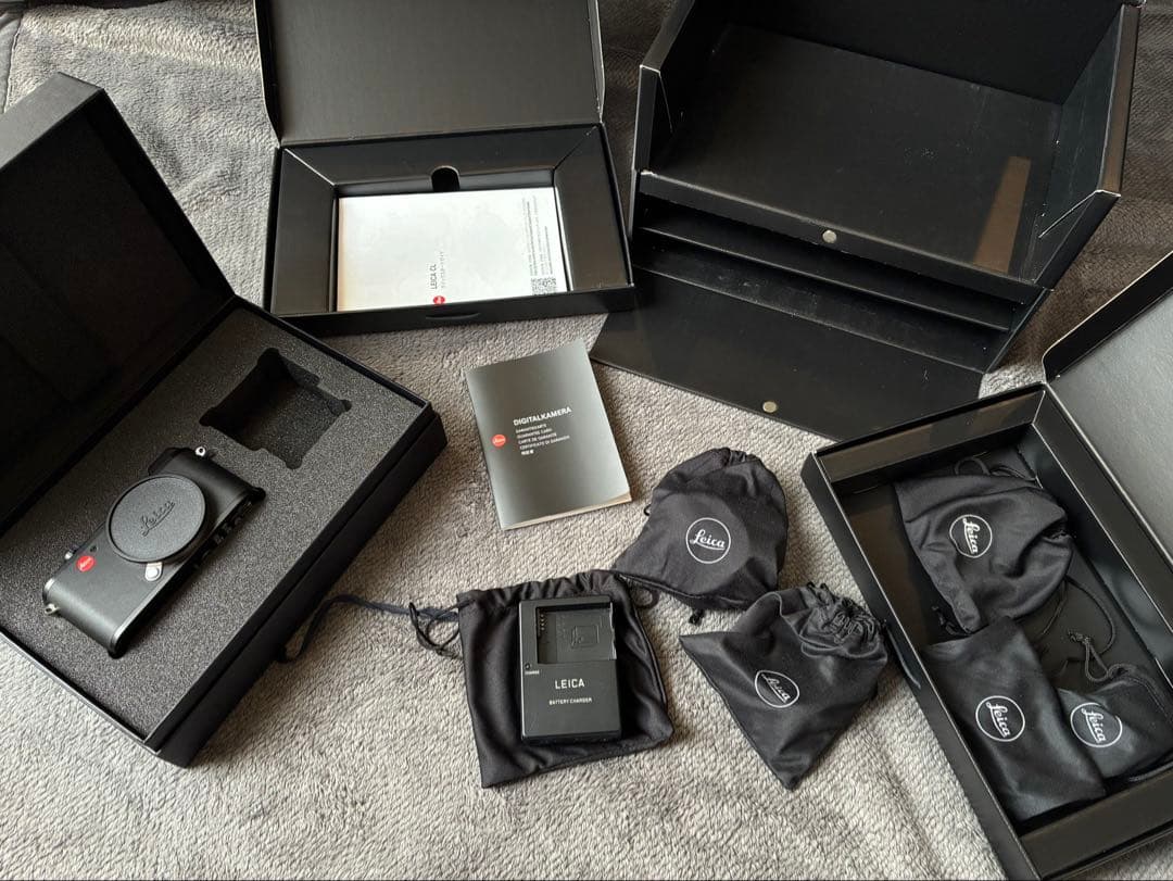 Leica Mirrorless Interchangeable Lens Cameras Cl