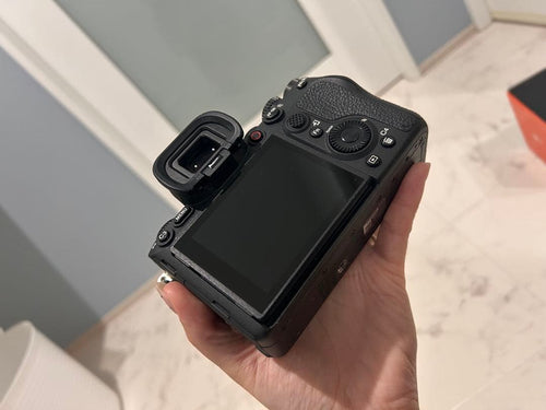 Sony Mirrorless Interchangeable Lens Cameras 1 Ilce-1