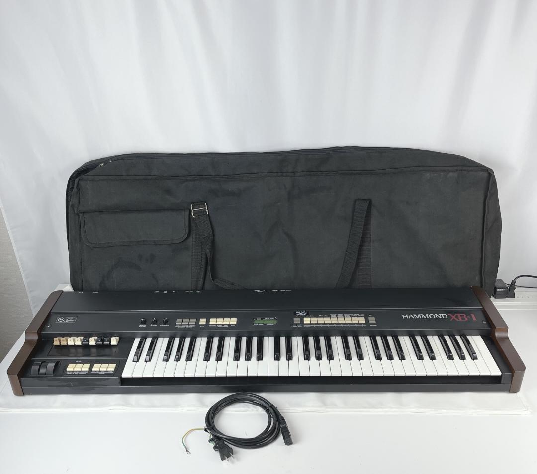 Electronic Organs Hammond Xb-1