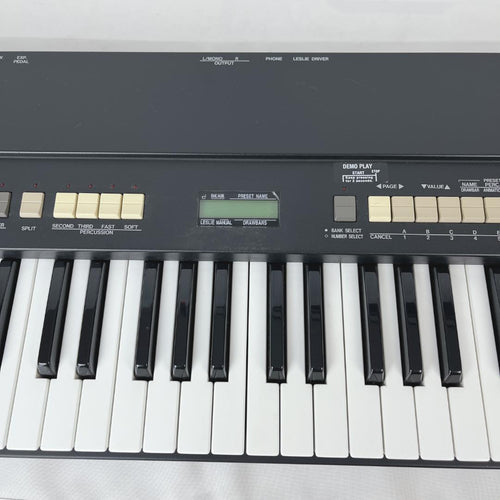Electronic Organs Hammond Xb-1