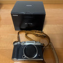 Fujifilm Mirrorless Interchangeable Lens Cameras X-T5