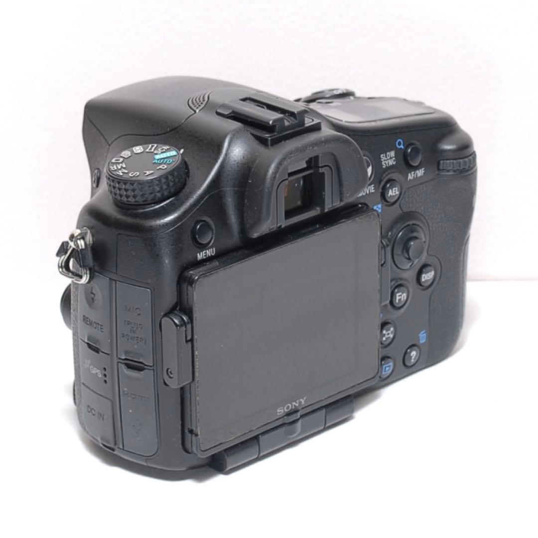 Sony Digital Slr 77