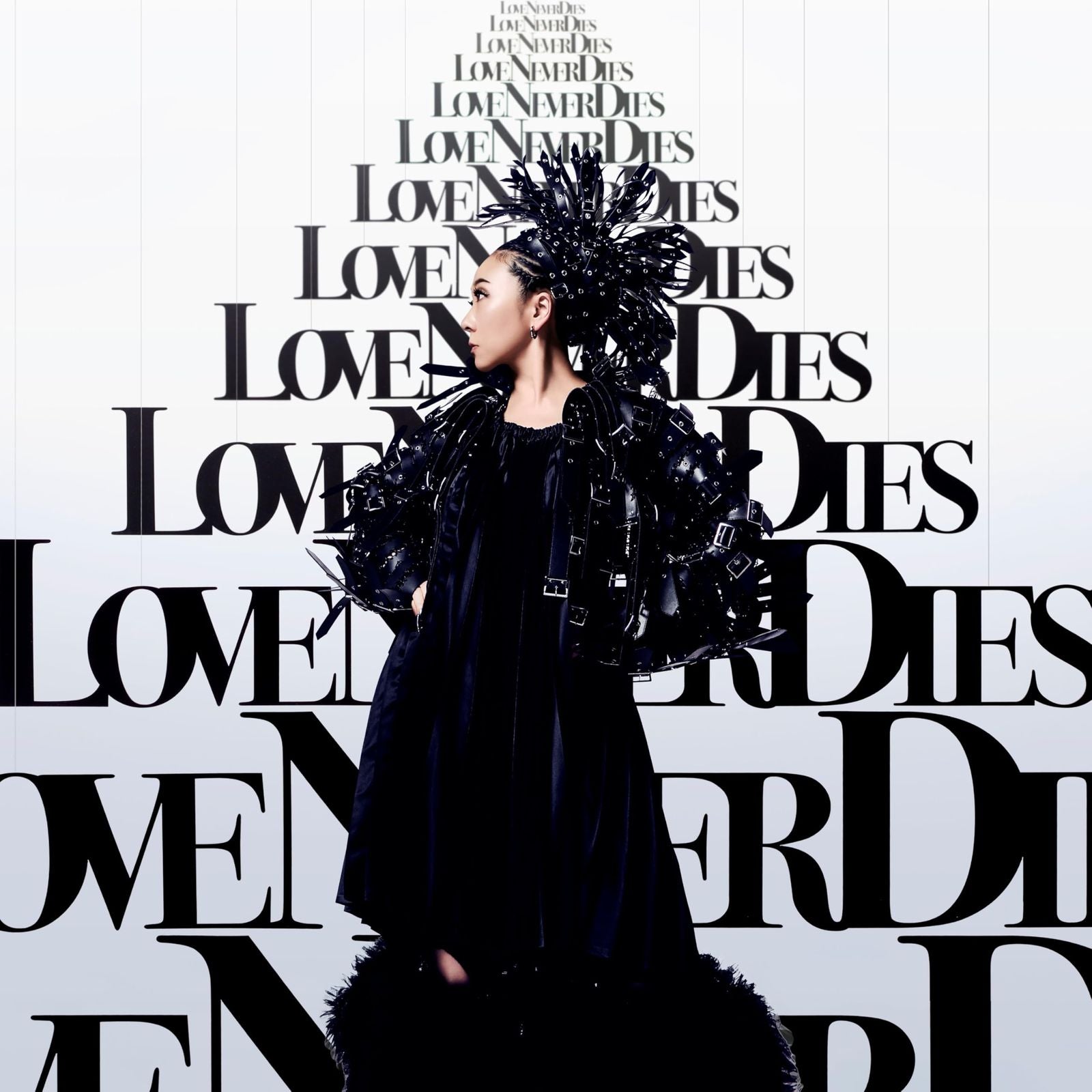 Others Love Never Dies-Misia Art Book-