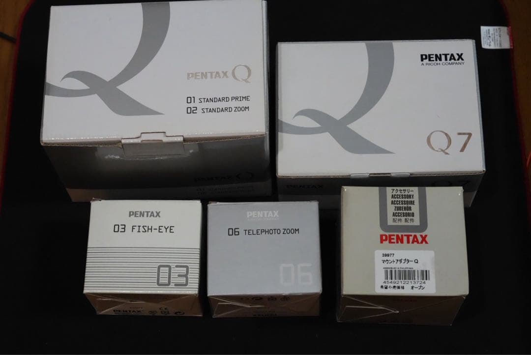 Pentax Mirrorless Interchangeable Lens Cameras Q7
