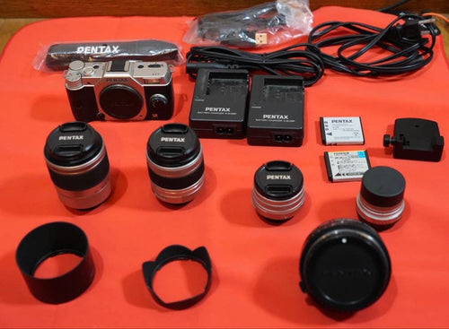 Pentax Mirrorless Interchangeable Lens Cameras Q7