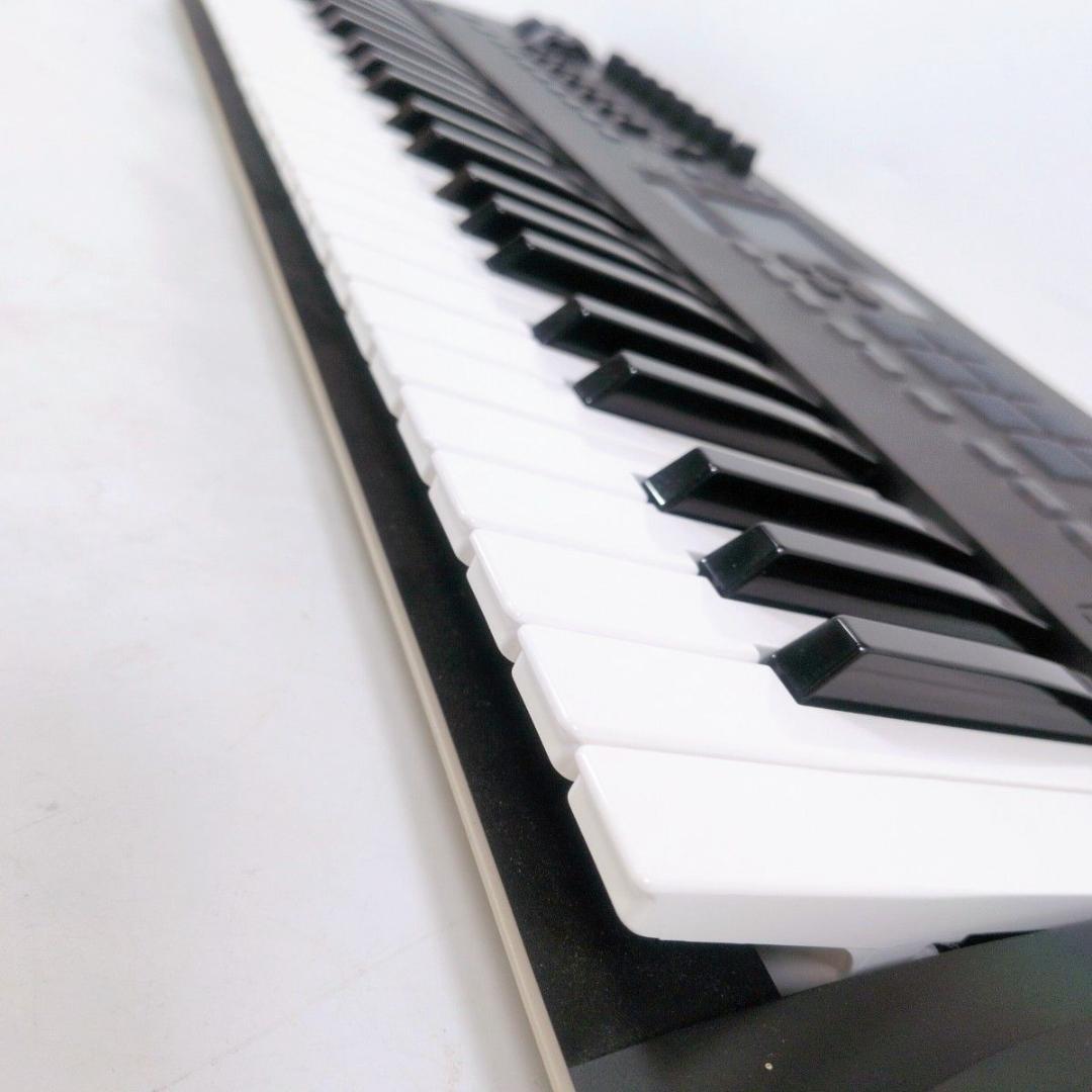Korg Midi Keyboards Pads Taktile 49