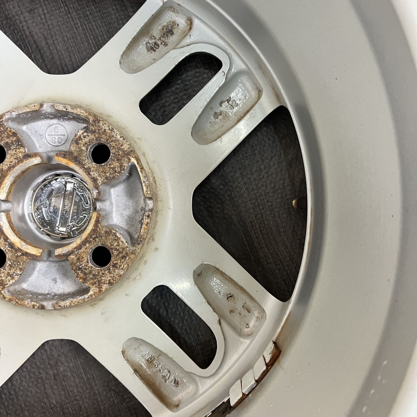 Nissan 16 Inches Cube 4X100 #416D40925