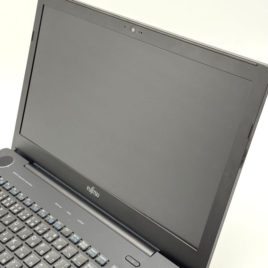 Fujitsu Windows Notebook Body 7 I7 16Gb Ssd512 Blu-Ray