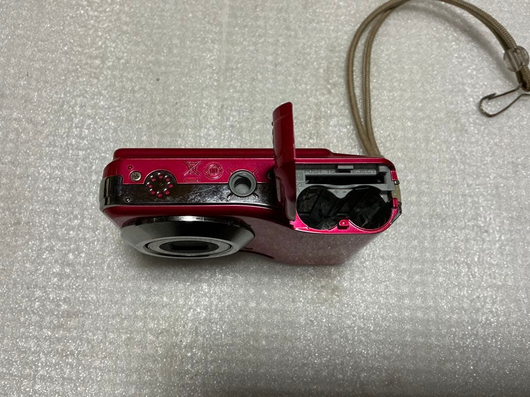 Fujifilm Compact Digital Camera Av250