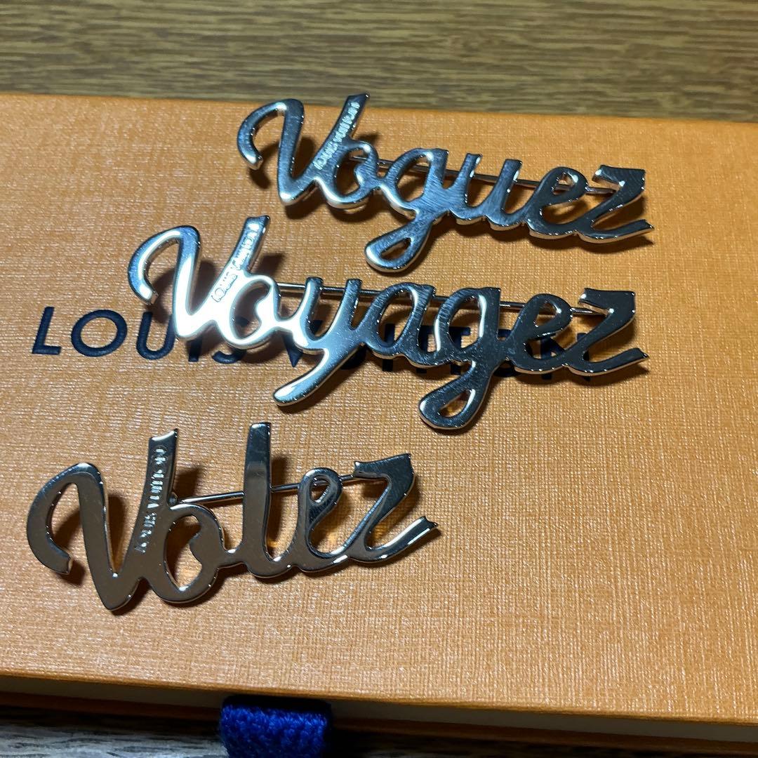Louis Vuitton Pins, Pin Badges Button 3