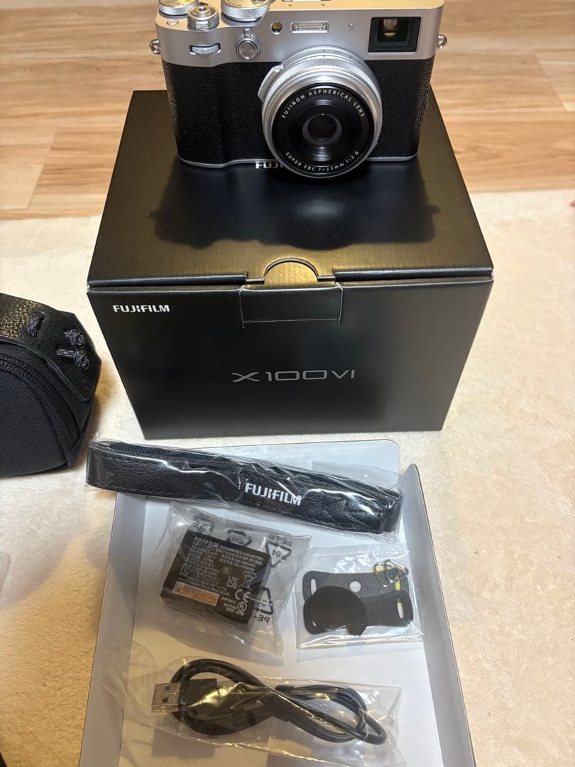 Fujifilm Compact Digital Cameras X100Vi