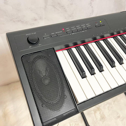Yamaha Keyboards Digital Pianos Piaggero Np-32B 76