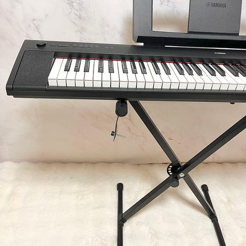 Yamaha Keyboards Digital Pianos Piaggero Np-32B 76
