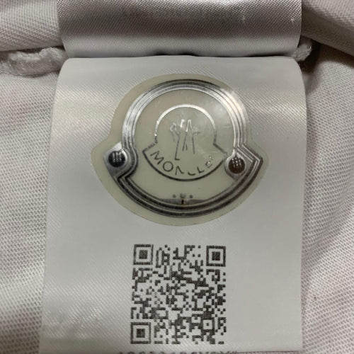 Moncler T -Shirt 4S517