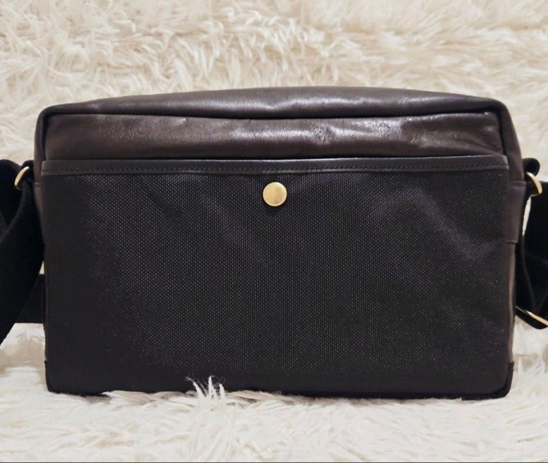 Artisan Artist Shoulder Bags Gcam-1000