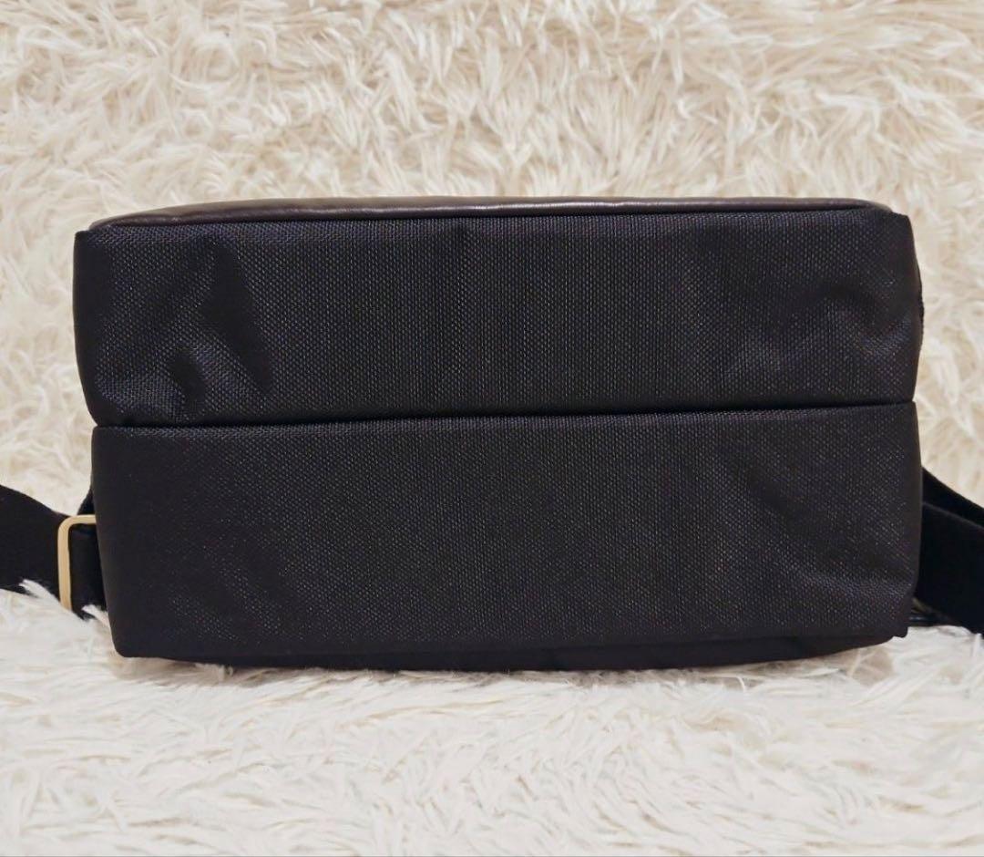 Artisan Artist Shoulder Bags Gcam-1000