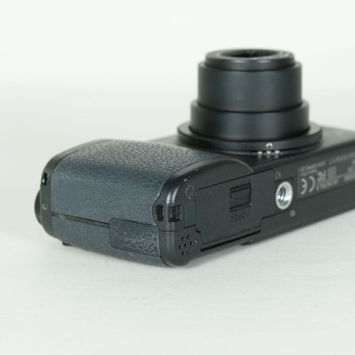 Ricoh Compact Digital Camera 3,820 Gr Ii