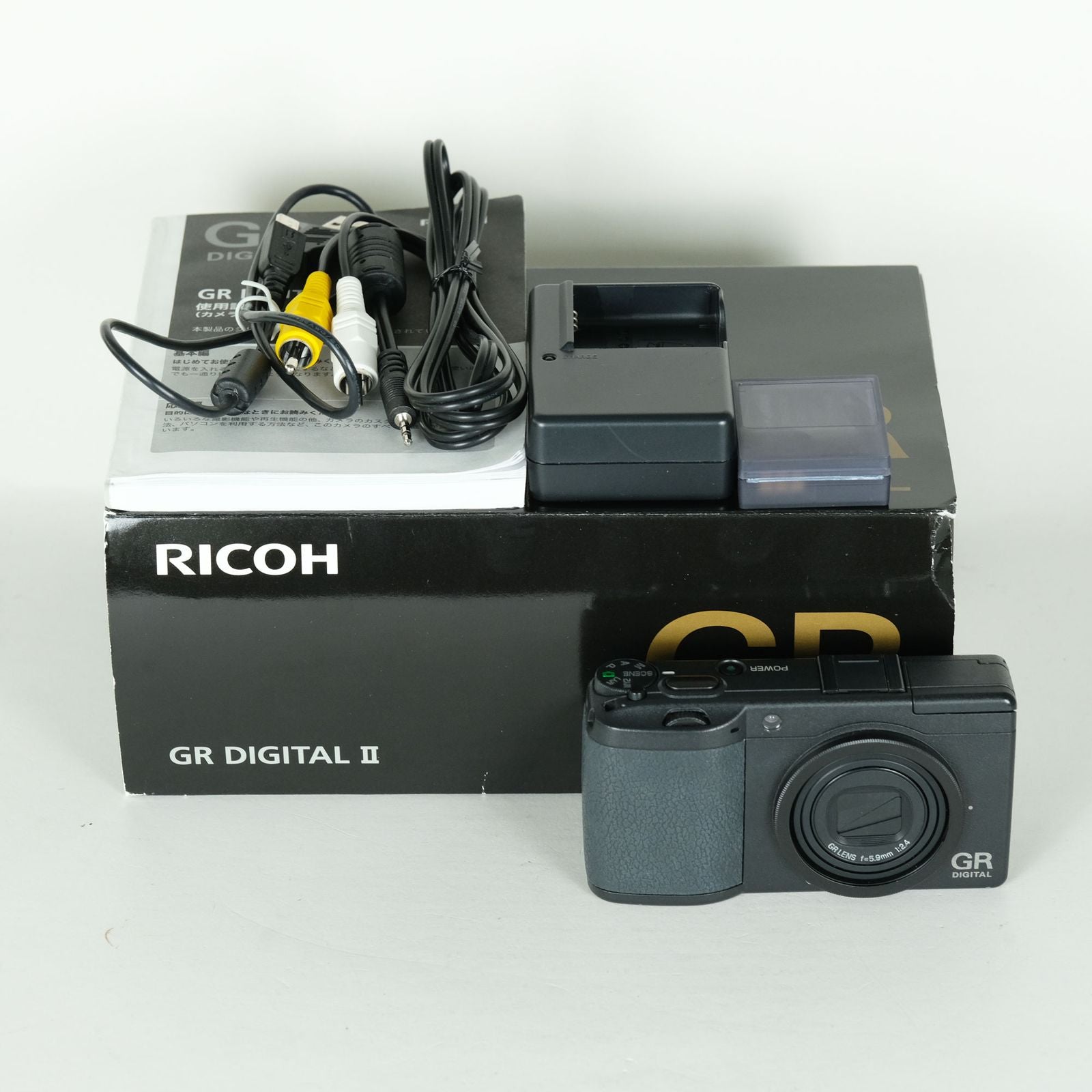 Ricoh Compact Digital Camera 3,820 Gr Ii