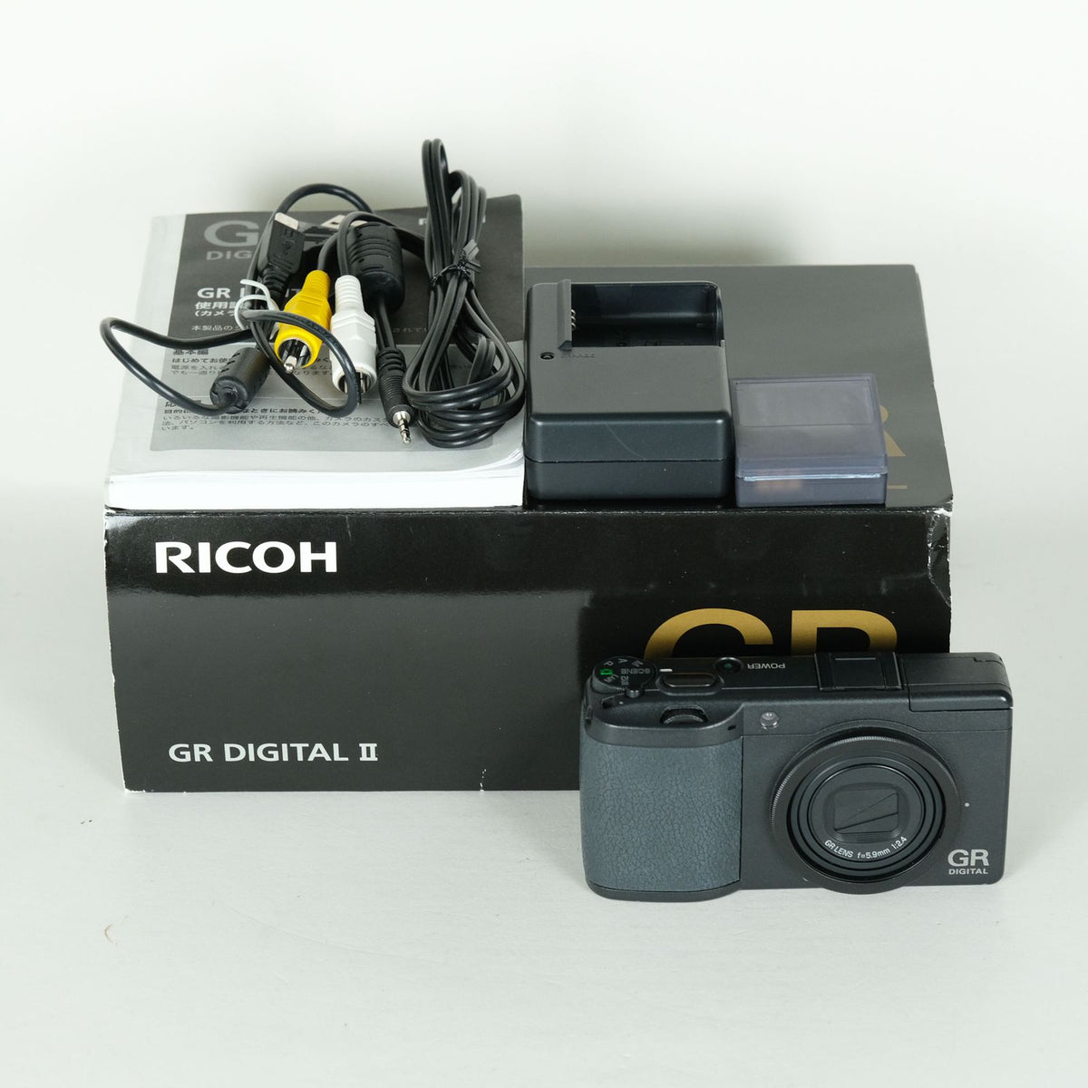 Ricoh Compact Digital Camera 3,820 Gr Ii