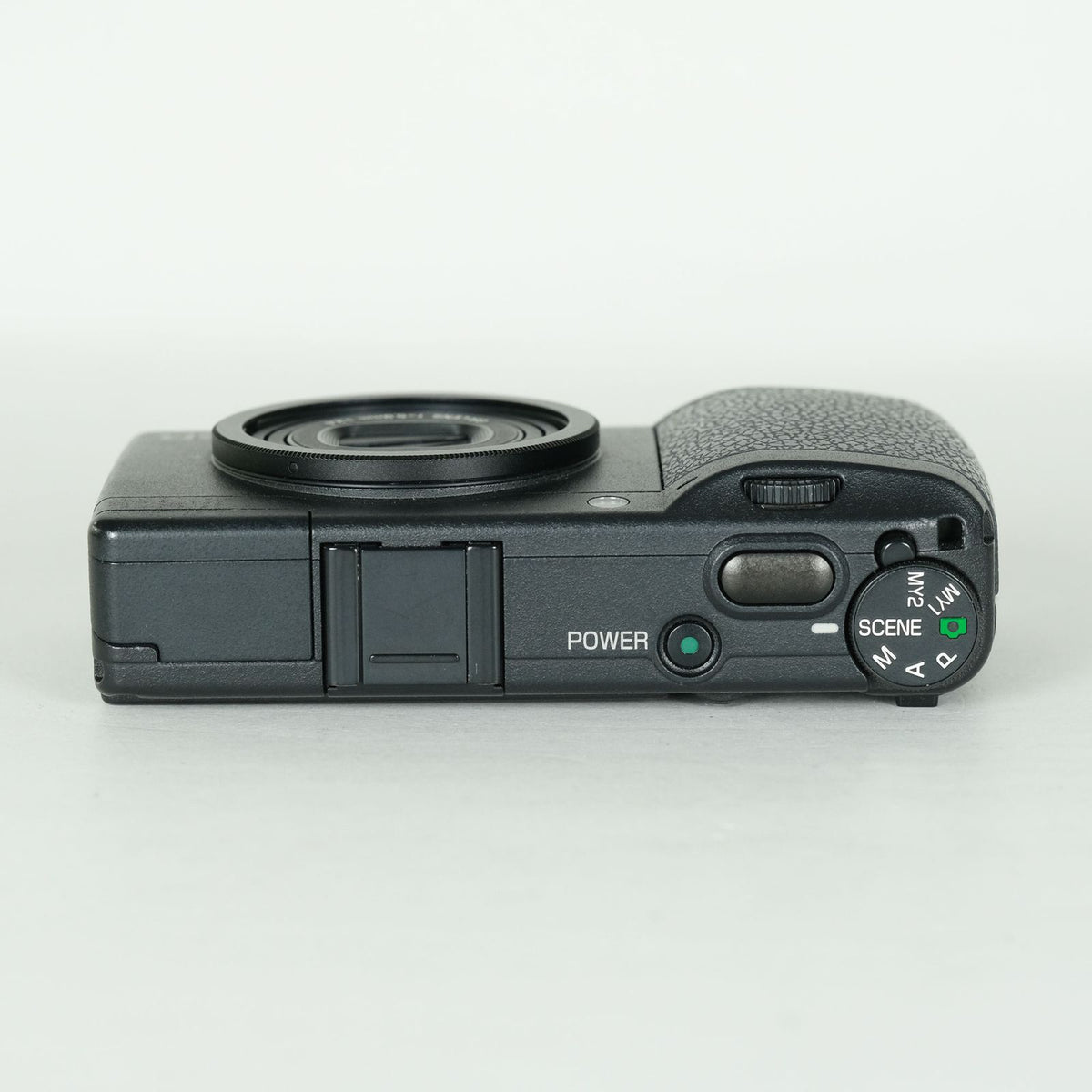 Ricoh Compact Digital Camera 3,820 Gr Ii