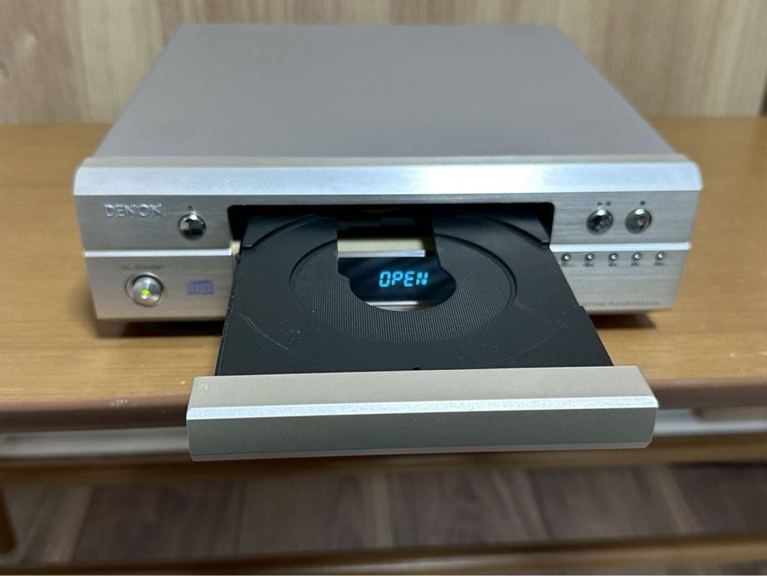 Denon Cd Sacd Player Compact Disc Dcd-F101