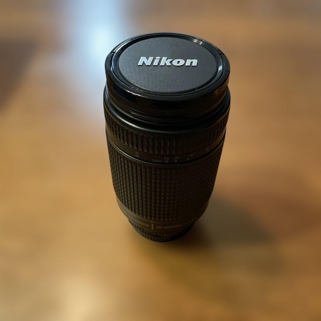 Nikon Lens (Zoom) Af-Nikkor 70-300Mm F/1:4-5.6D