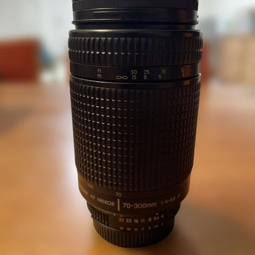 Nikon Lens (Zoom) Af-Nikkor 70-300Mm F/1:4-5.6D