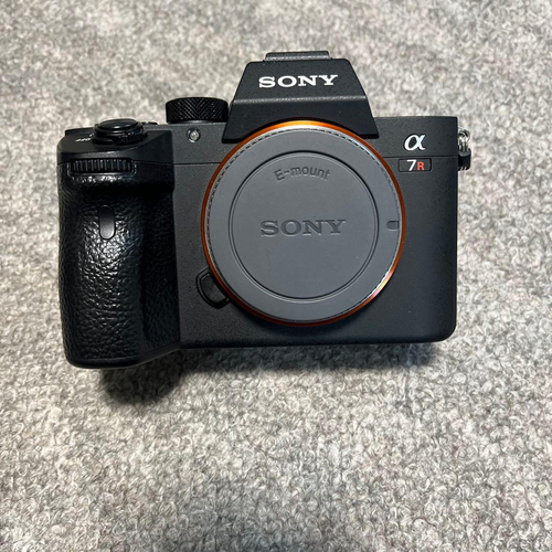 Sony Digital Slr 7R Iii 7751