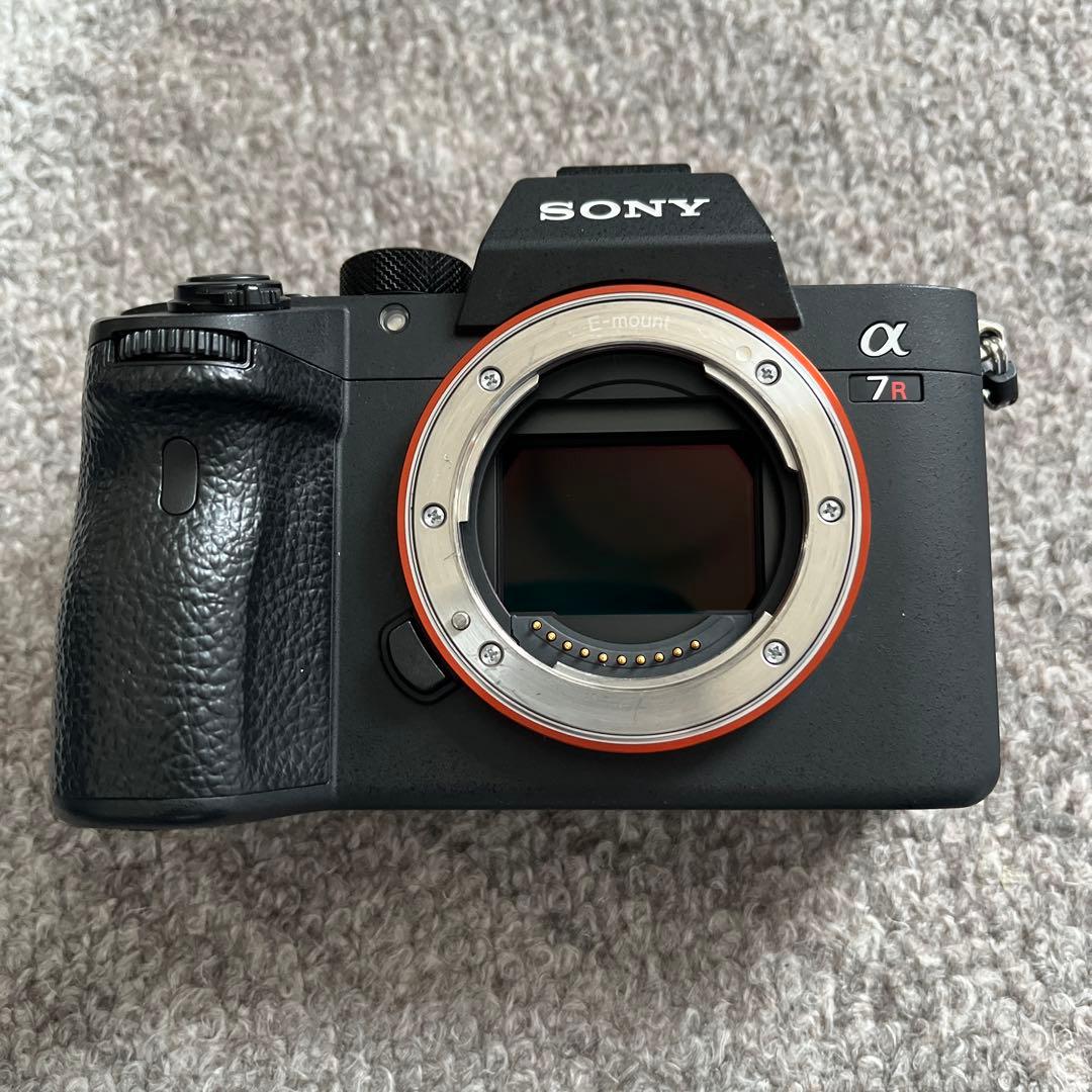 Sony Digital Slr 7R Iii 7751