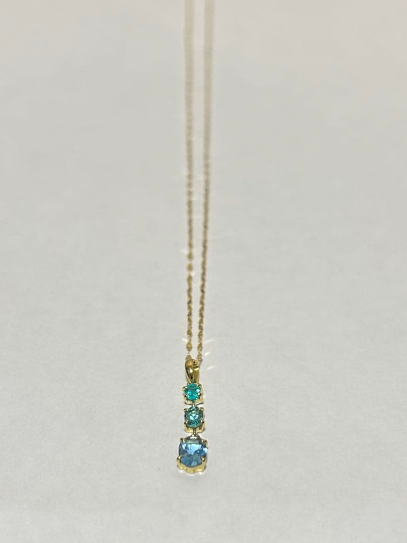 Necklaces 18K